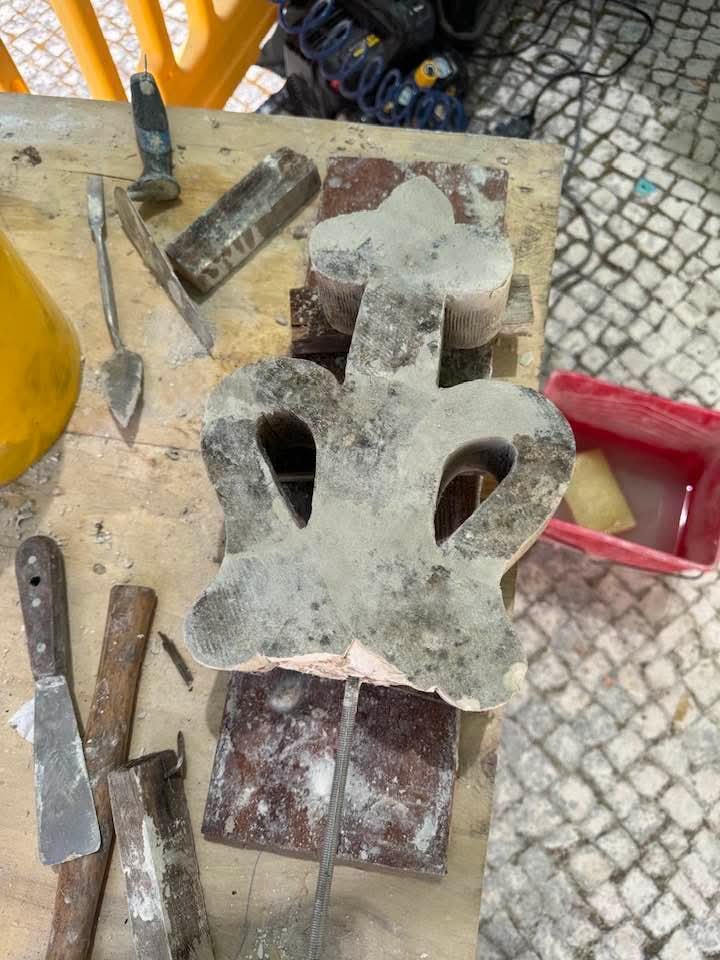 Reabilitação e conservação de conjuntos culturais em pedra. — Recomposição